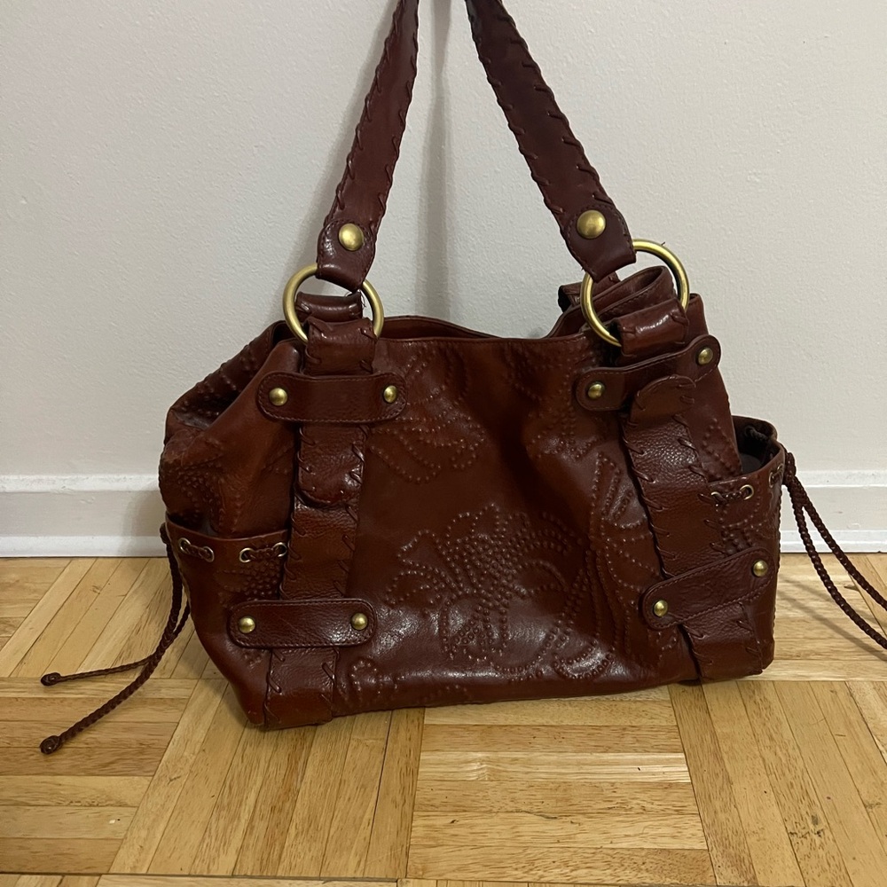 Elegant Brown Leather Handbag